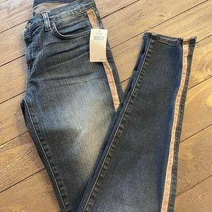 New with tags Skinny J Brand jeans size 27